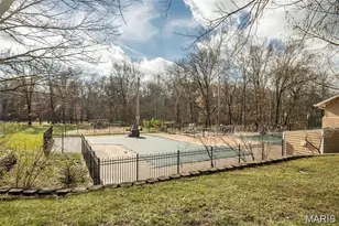 1601 Country Hill Ln, Ballwin, MO 63021 - Photo 37