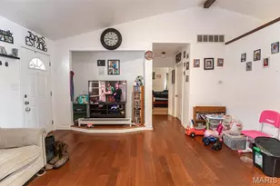 806 S Tebbetts, New Melle, MO 65013 - Photo 5