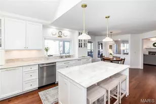 14715 Timberway Ct, Chesterfield, MO 63017 - Photo 11