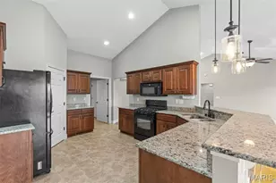 311 Englewood Ct, Washington, MO 63090 - Photo 9