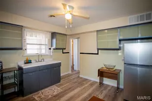 4105 Banks Rd, Bridgeton, MO 63074 - Photo 19