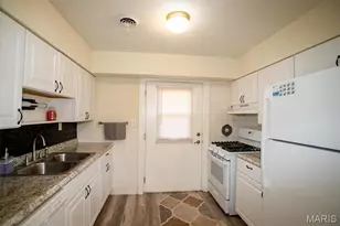 4105 Banks Rd, Bridgeton, MO 63074 - Photo 9