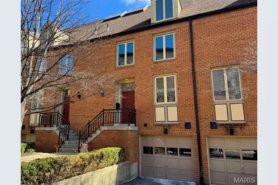 104 W Pine Place #2, Saint Louis, MO 63108 - Photo 1
