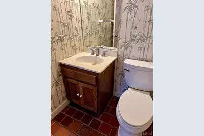 104 W Pine Place #2, Saint Louis, MO 63108 - Photo 7