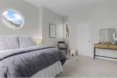 8 Columbus Square Drive, Saint Louis, MO 63101 - Photo 17