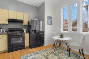 8 Columbus Square Dr, Saint Louis, MO 63101 - Photo 9