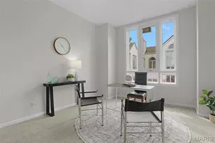 8 Columbus Square Dr, Saint Louis, MO 63101 - Photo 13