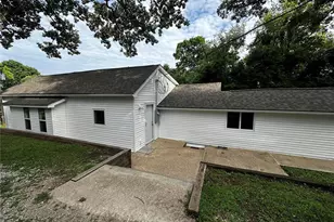 404 N First Street St, Shelbyville, MO 65565 - Photo 5