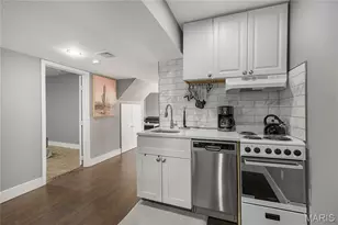 2147 Riding Spur Dr, Maryland Heights, MO 63146 - Photo 19