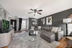 2147 Riding Spur Dr, Maryland Heights, MO 63146 - Photo 3