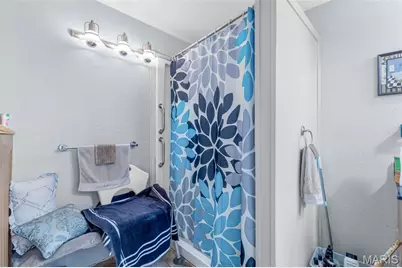 13235 Lakeview Dr, Saint Genevieve, MO 63670 - Photo 27