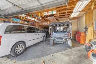 13235 Lakeview Dr, Saint Genevieve, MO 63670 - Photo 9