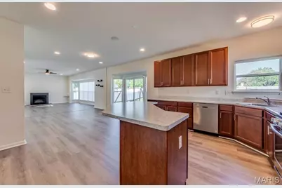 253 Village Creek Dr Drive, Ballwin, MO 63021 - Photo 21