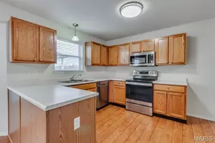 596 Misty Mountain Dr, O'Fallon, MO 63368 - Photo 17