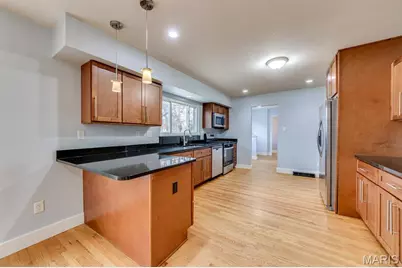10471 Garibaldi Place, Saint Louis, MO 63131 - Photo 13