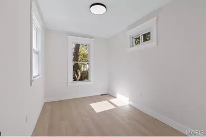 4471 Dewey Avenue, Saint Louis, MO 63116 - Photo 11