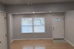 7454 Blanding Dr, Ferguson, MO 63135 - Photo 3