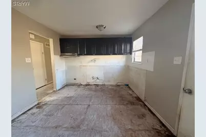 2337 Millvalley Drive, Florissant, MO 63031 - Photo 5