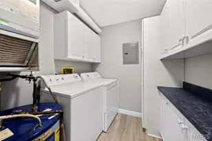 526 Sarah Ln, Creve Coeur, MO 63141 - Photo 17