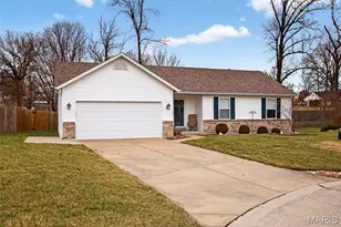 7 Butternut Stage Ct, Saint Peters, MO 63376 - Photo 1