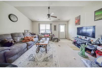 16825 Huntington Lane #B, St Robert, MO 65584 - Photo 3