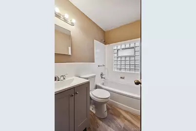 5920 Dressell Avenue, Saint Louis, MO 63120 - Photo 9