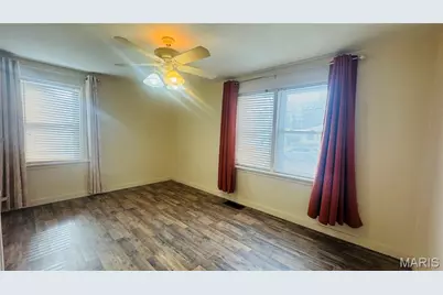 220 S Marguerite Avenue, Saint Louis, MO 63135 - Photo 11