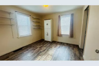 220 S Marguerite Avenue, Saint Louis, MO 63135 - Photo 7