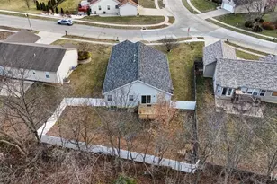 401 Sceptre Rd, Wentzville, MO 63385 - Photo 23