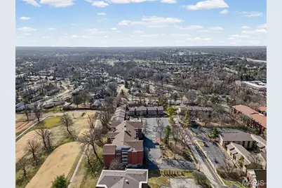 526 Sarah Lane #25, Creve Coeur, MO 63141 - Photo 51