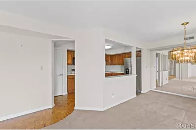 526 Sarah Lane #25, Creve Coeur, MO 63141 - Photo 19