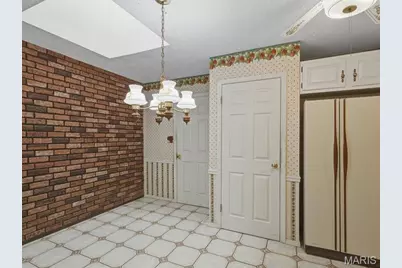 23 Talisman Way Drive, Florissant, MO 63034 - Photo 15