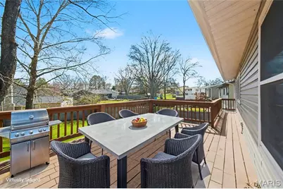 400 Woodrun Drive, Ballwin, MO 63021 - Photo 19