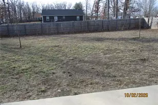 5 Burr Oak Ct, Cuba, MO 65453 - Photo 3