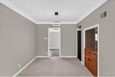 10040 Knollcrest Drive, Saint Louis, MO 63136 - Photo 5