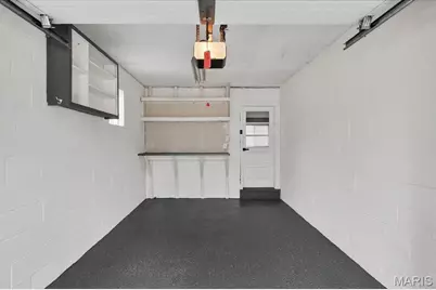 10040 Knollcrest Drive, Saint Louis, MO 63136 - Photo 3