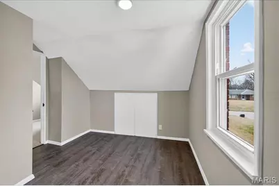 10040 Knollcrest Drive, Saint Louis, MO 63136 - Photo 23