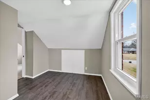 10040 Knollcrest Dr, Saint Louis, MO 63136 - Photo 23