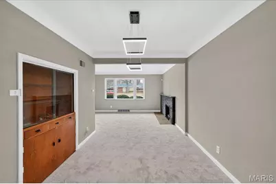 10040 Knollcrest Drive, Saint Louis, MO 63136 - Photo 7