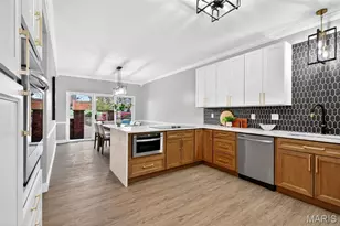 14304 Willow Spring Hill Dr, Chesterfield, MO 63017 - Photo 13