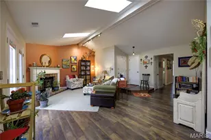 711 Lofty Point Dr, Ballwin, MO 63021 - Photo 5