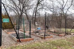 711 Lofty Point Dr, Ballwin, MO 63021 - Photo 29