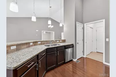 468 Angelique Place, Saint Charles, MO 63303 - Photo 3
