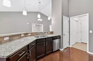 468 Angelique Pl, Saint Charles, MO 63303 - Photo 3