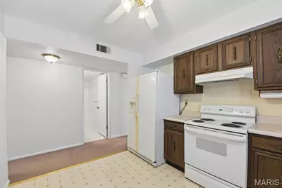 12568 Chardin Place #1, Unincorporated, MO 63128 - Photo 7