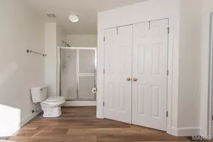 251 Old Chesapeake Dr, Wentzville, MO 63385 - Photo 25