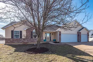 251 Old Chesapeake Dr, Wentzville, MO 63385 - Photo 1
