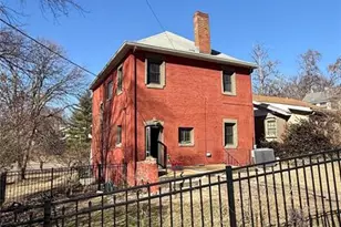 7396 Arlington Dr, Saint Louis, MO 63117 - Photo 39