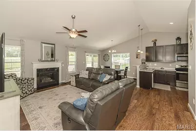 162 Hidden Bluffs Drive, Lake Saint Louis, MO 63367 - Photo 5