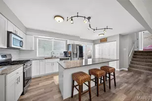 26 Vanguard Dr, Saint Peters, MO 63376 - Photo 9